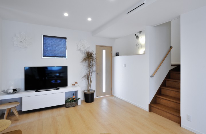 11帖のゆったりしたリビングスペース