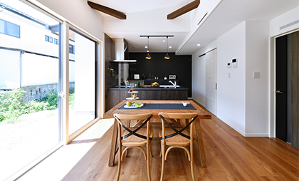 26帖のLDKが開放的な平屋