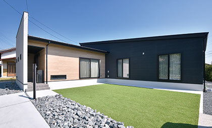 日々の生活の質を高めてくれる快適ゾーニングの平屋